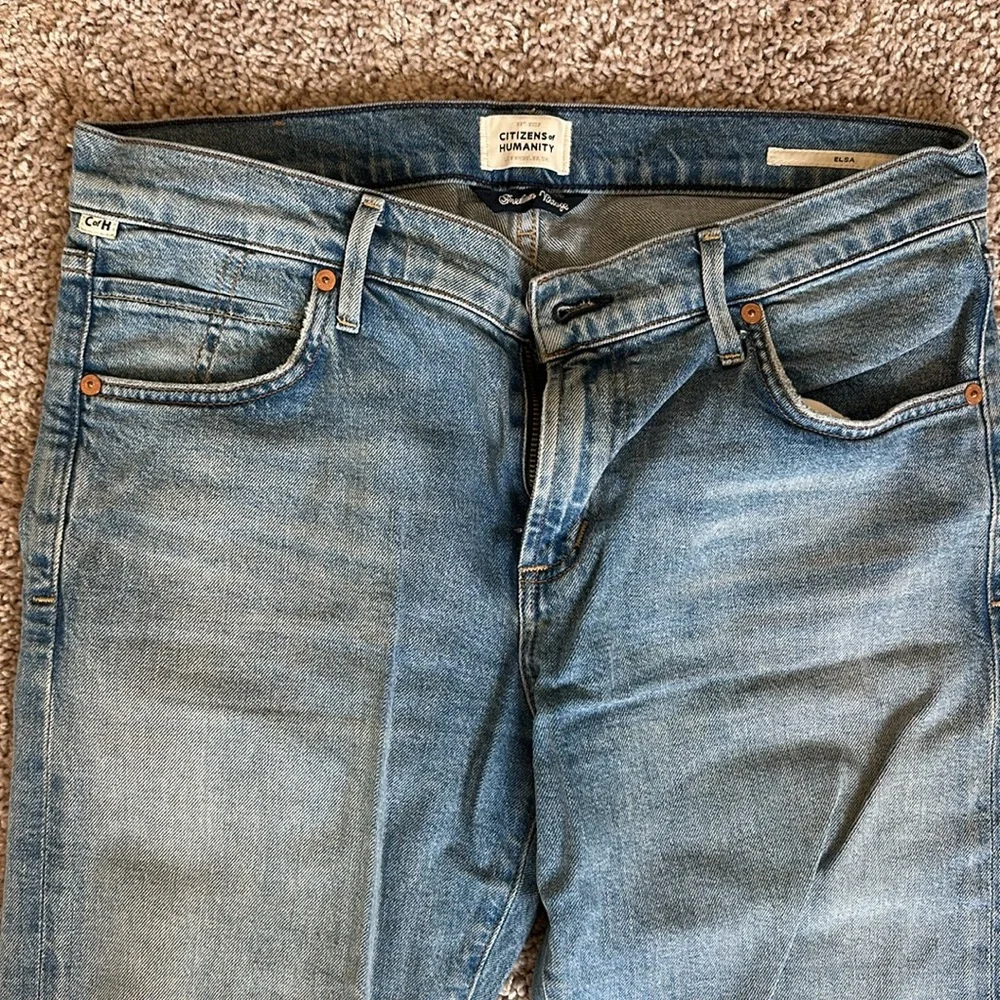 Citizens of humanity light wash premium vintage size 28